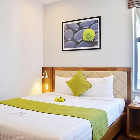 Richico Luxury Apartel Ocean Danang Exterior photo