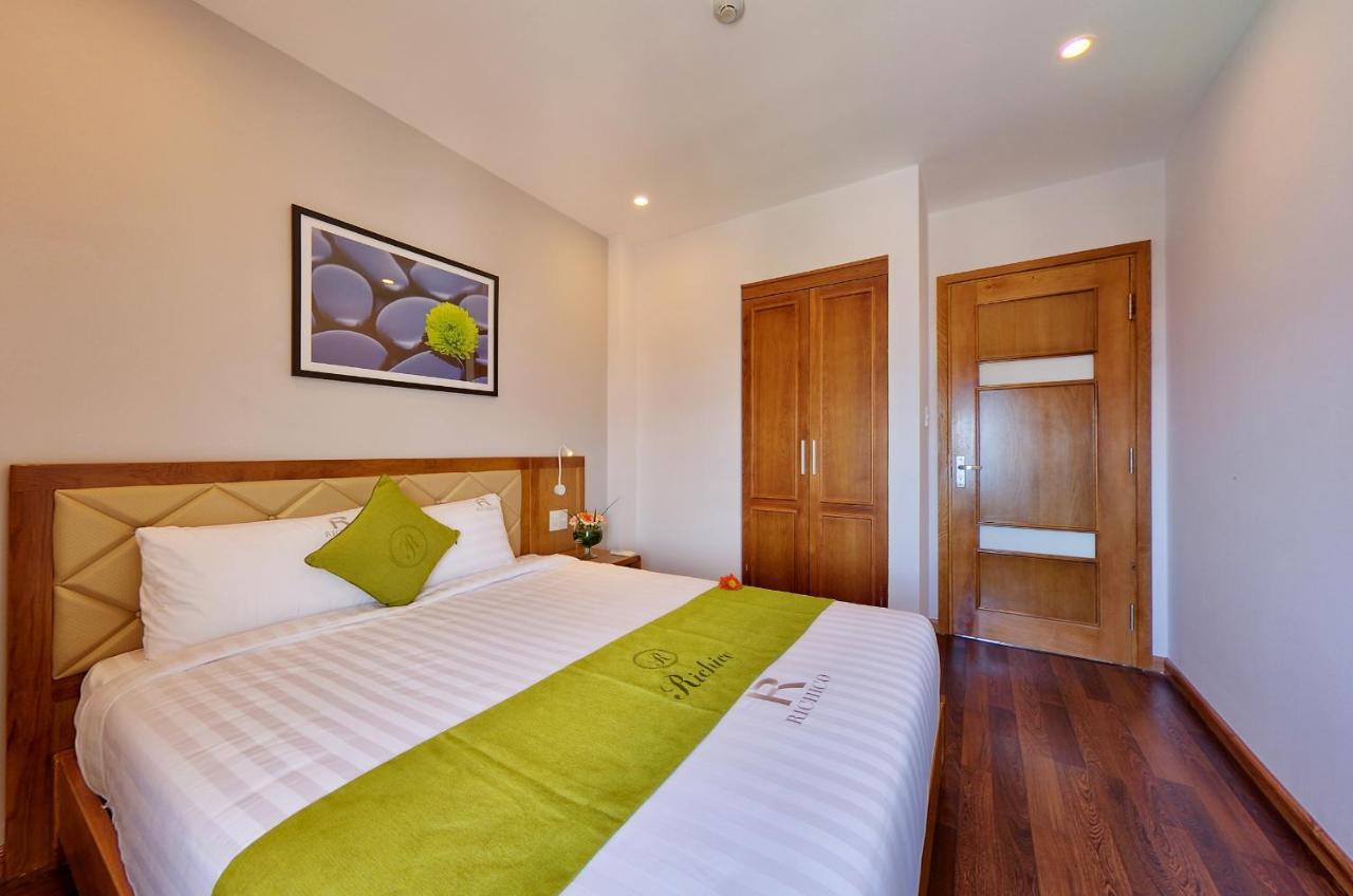 Richico Luxury Apartel Ocean Danang Exterior photo