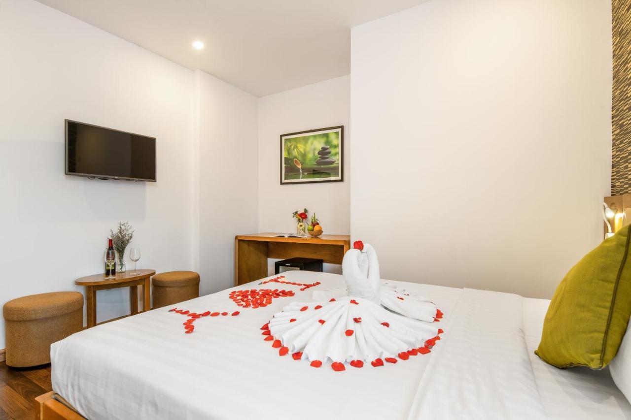 Richico Luxury Apartel Ocean Danang Exterior photo