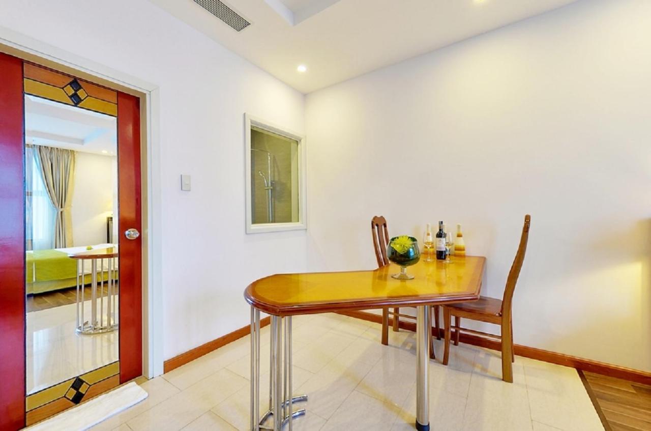 Richico Luxury Apartel Ocean Danang Exterior photo