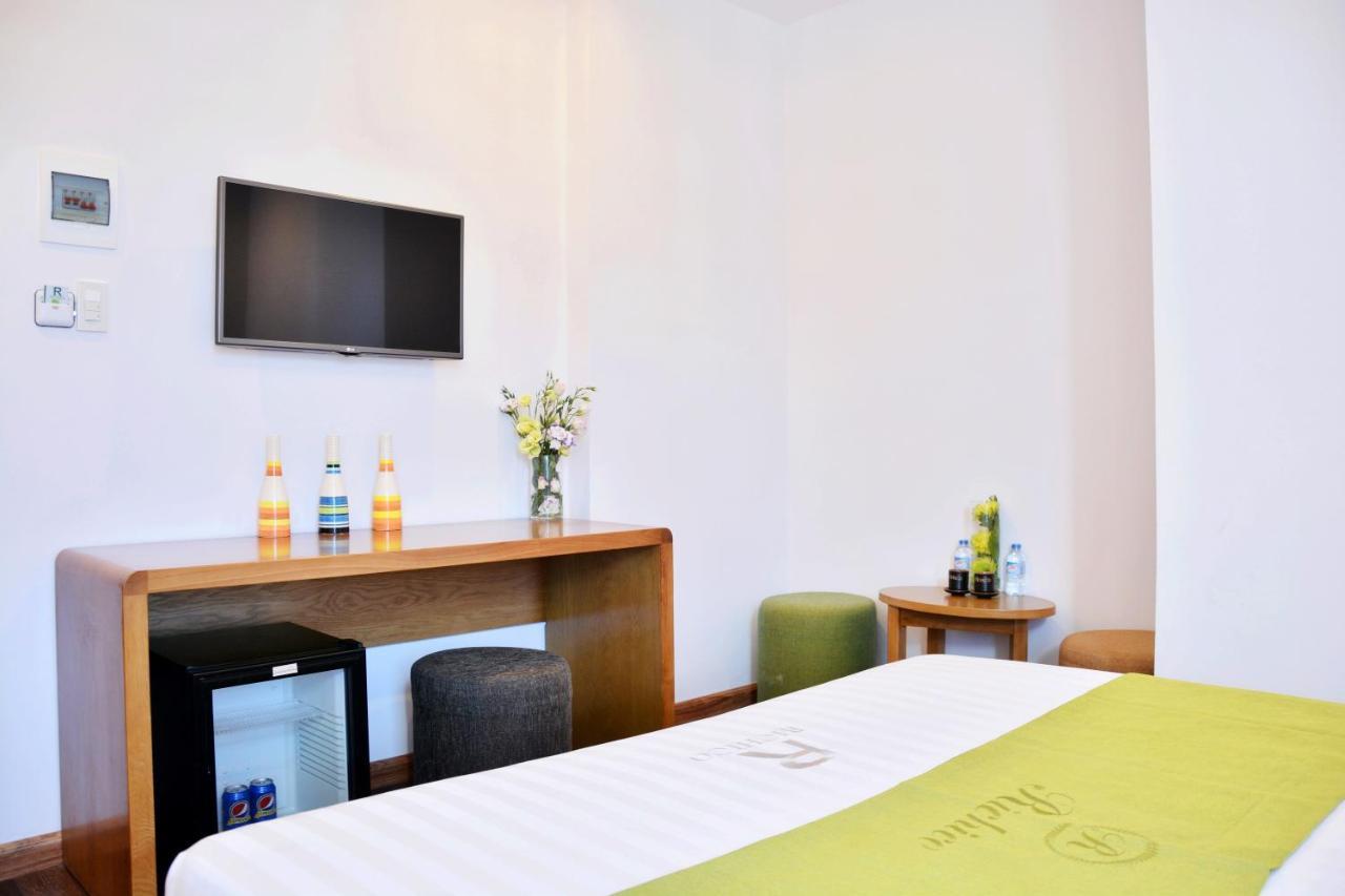 Richico Luxury Apartel Ocean Danang Exterior photo