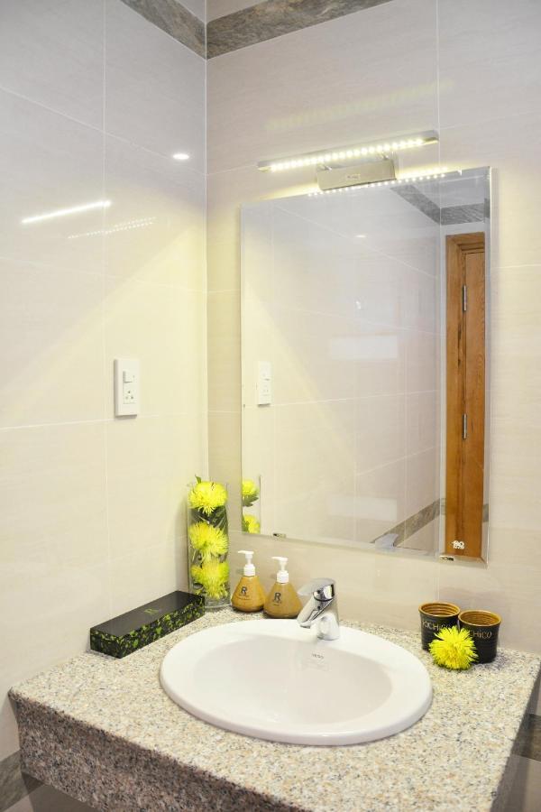 Richico Luxury Apartel Ocean Danang Exterior photo