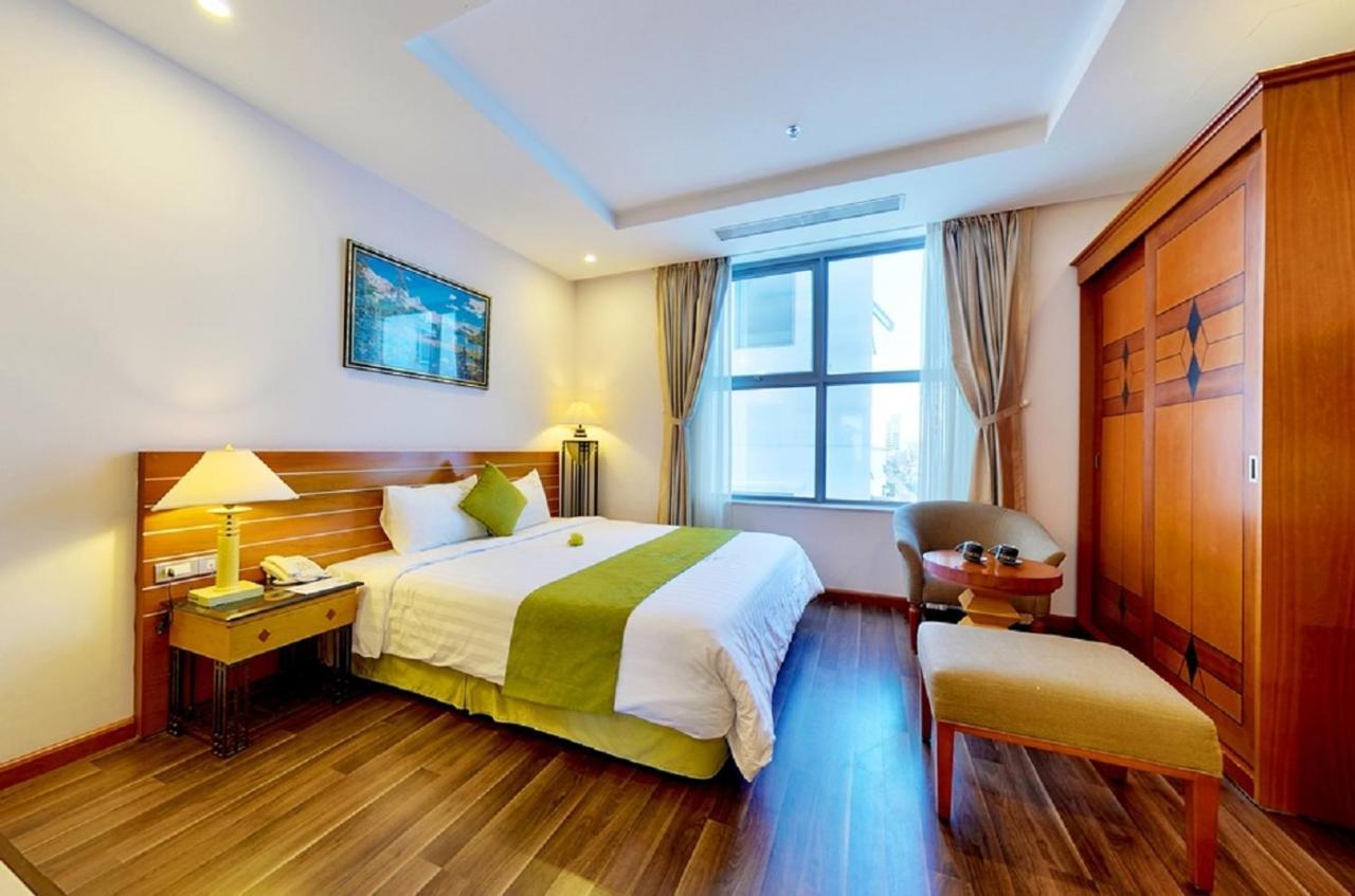 Richico Luxury Apartel Ocean Danang Exterior photo
