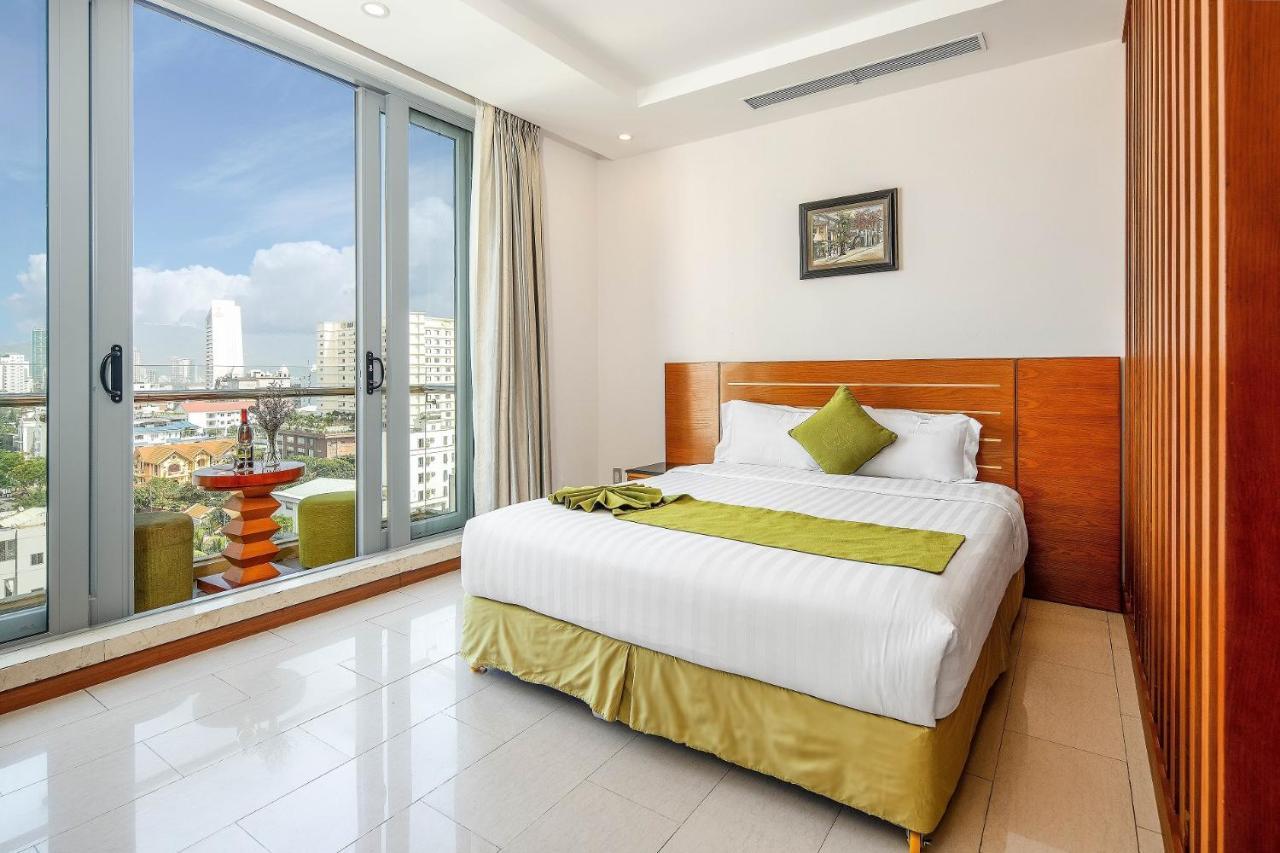 Richico Luxury Apartel Ocean Danang Exterior photo