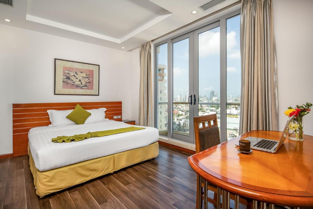 Richico Luxury Apartel Ocean Danang Exterior photo
